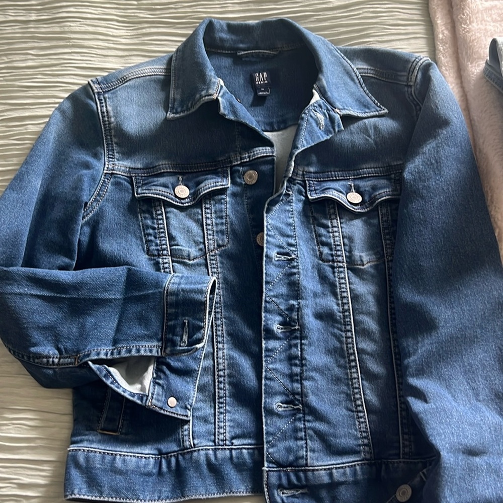 Gap girls Jean jacked. Used like new